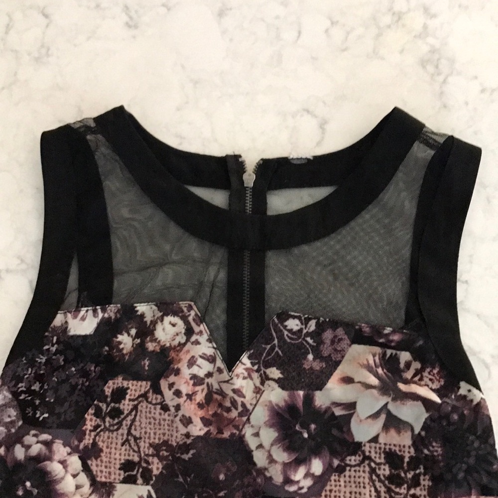 Purple mini dress🌸🌺🌷 - Picture 3 of 5